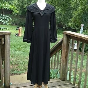 Tally Taylor size 6 black formal prom dress 👗